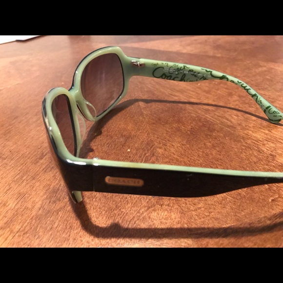 New without tags Coach sunglasses! - Picture 2 of 5